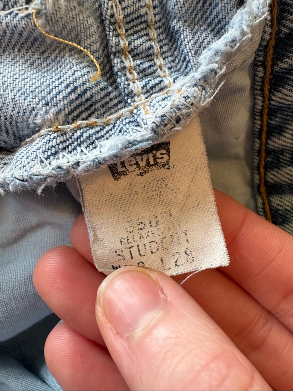 Vintage Levi’s Orange Tab Student Fit High Rise Cutoff Shorts - Picture 7 of 7